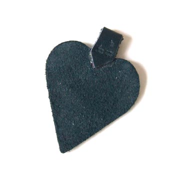 Pendentive  heart jewelry black